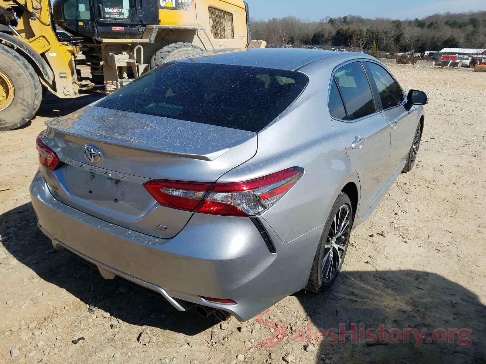 4T1B11HK0JU082190 2018 TOYOTA CAMRY