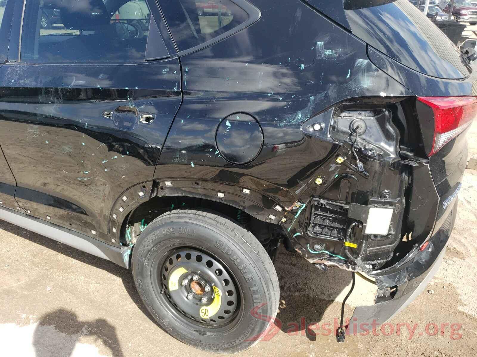 KM8J33A28JU680247 2018 HYUNDAI TUCSON