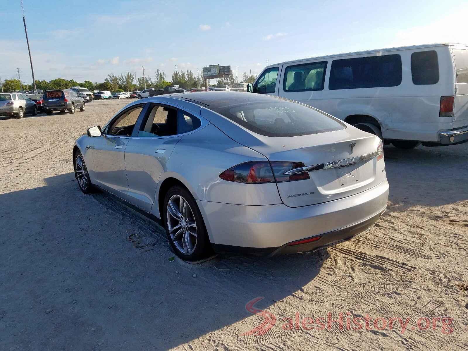 5YJSA1AC4DFP13432 2013 TESLA MODEL S