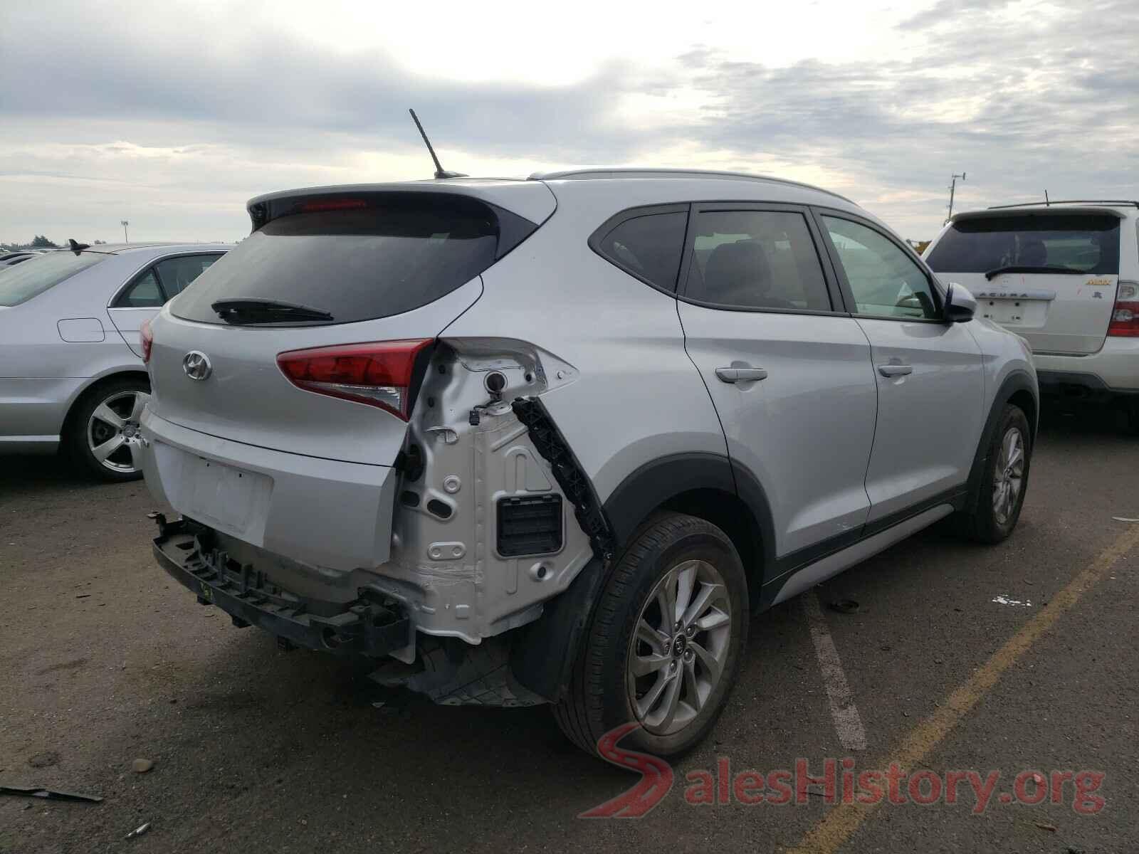 KM8J33A43HU594484 2017 HYUNDAI TUCSON