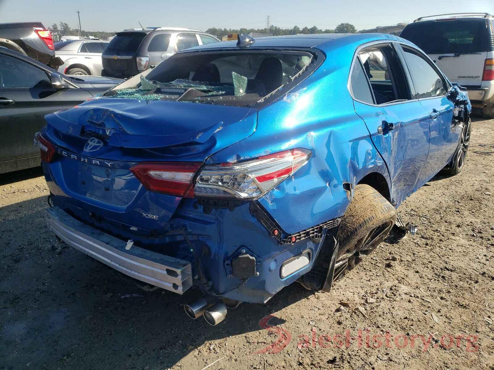 4T1BZ1HK0JU018708 2018 TOYOTA CAMRY