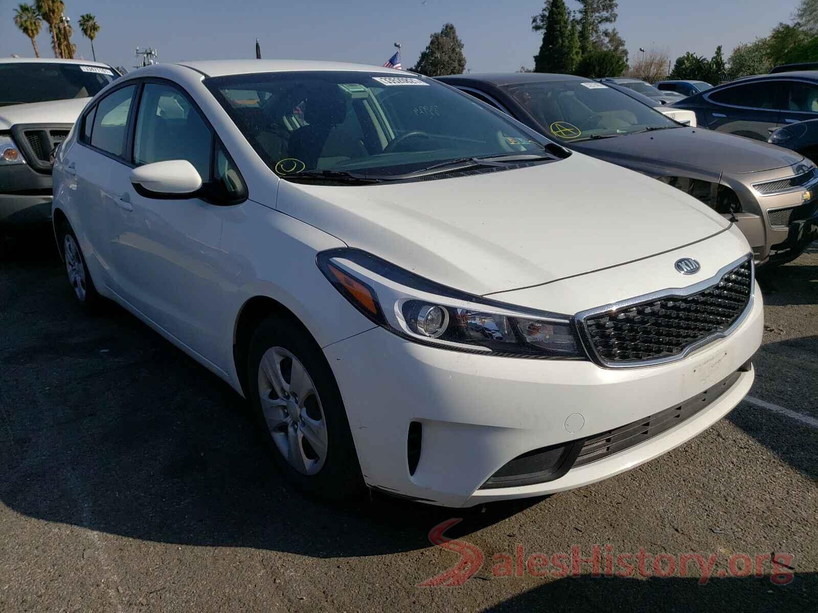 3KPFK4A79JE239434 2018 KIA FORTE