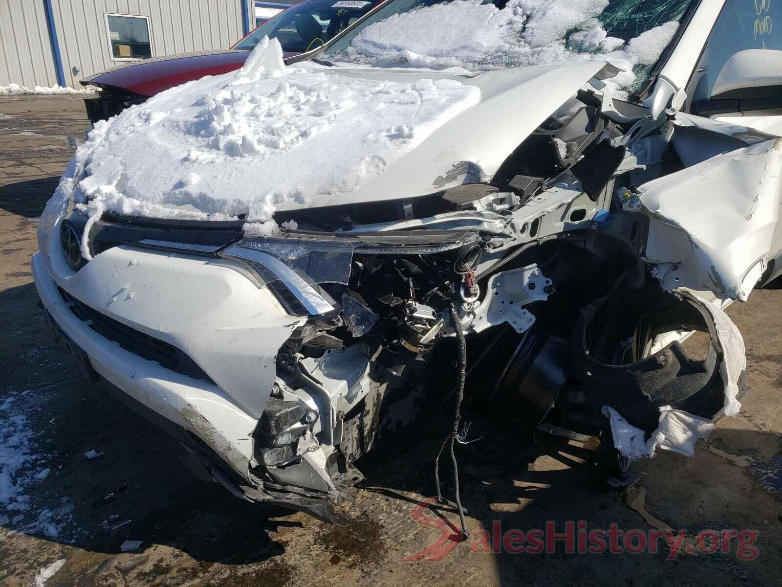 JTMRFREV0JJ744305 2018 TOYOTA RAV4