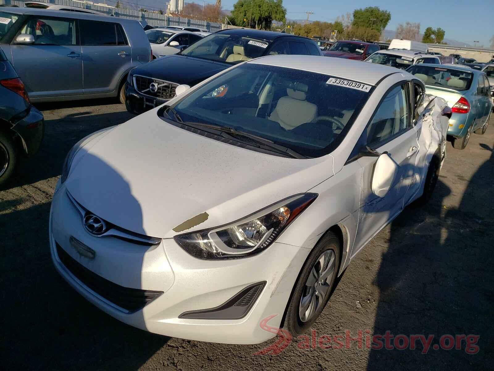 5NPDH4AE8GH667553 2016 HYUNDAI ELANTRA