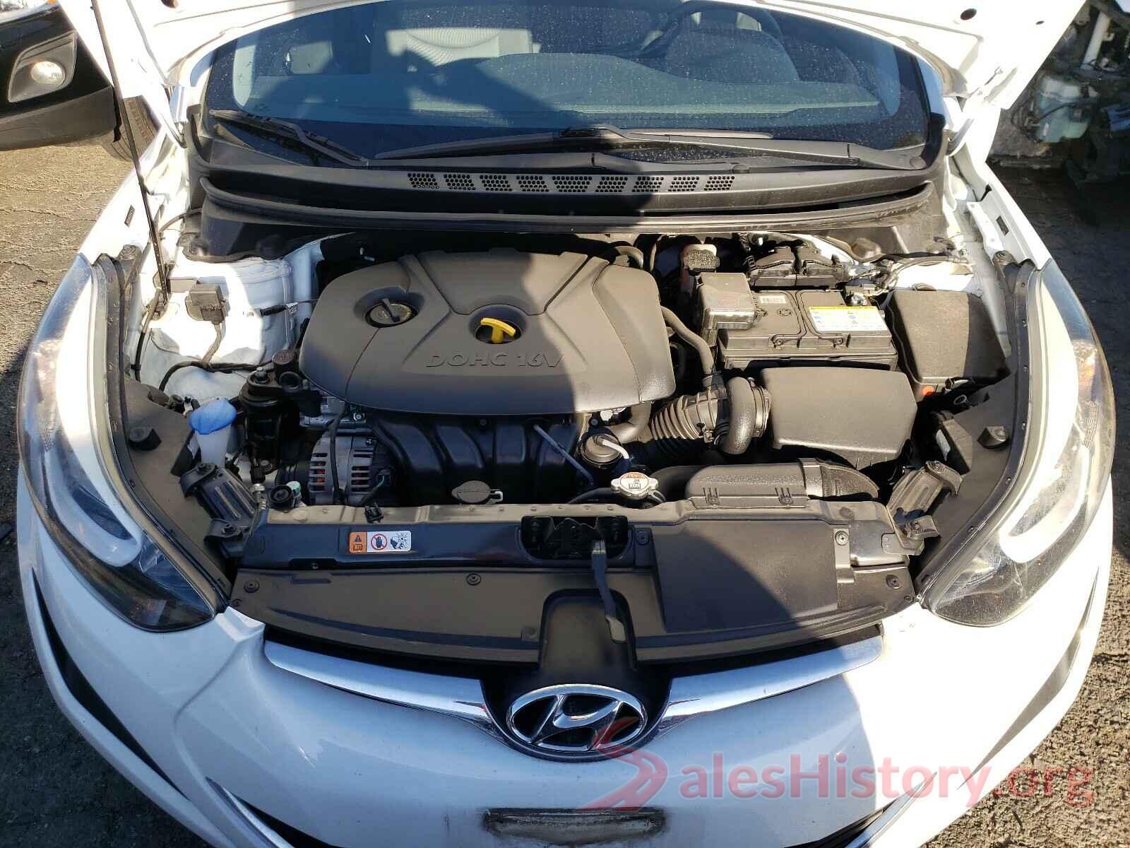 5NPDH4AE8GH667553 2016 HYUNDAI ELANTRA