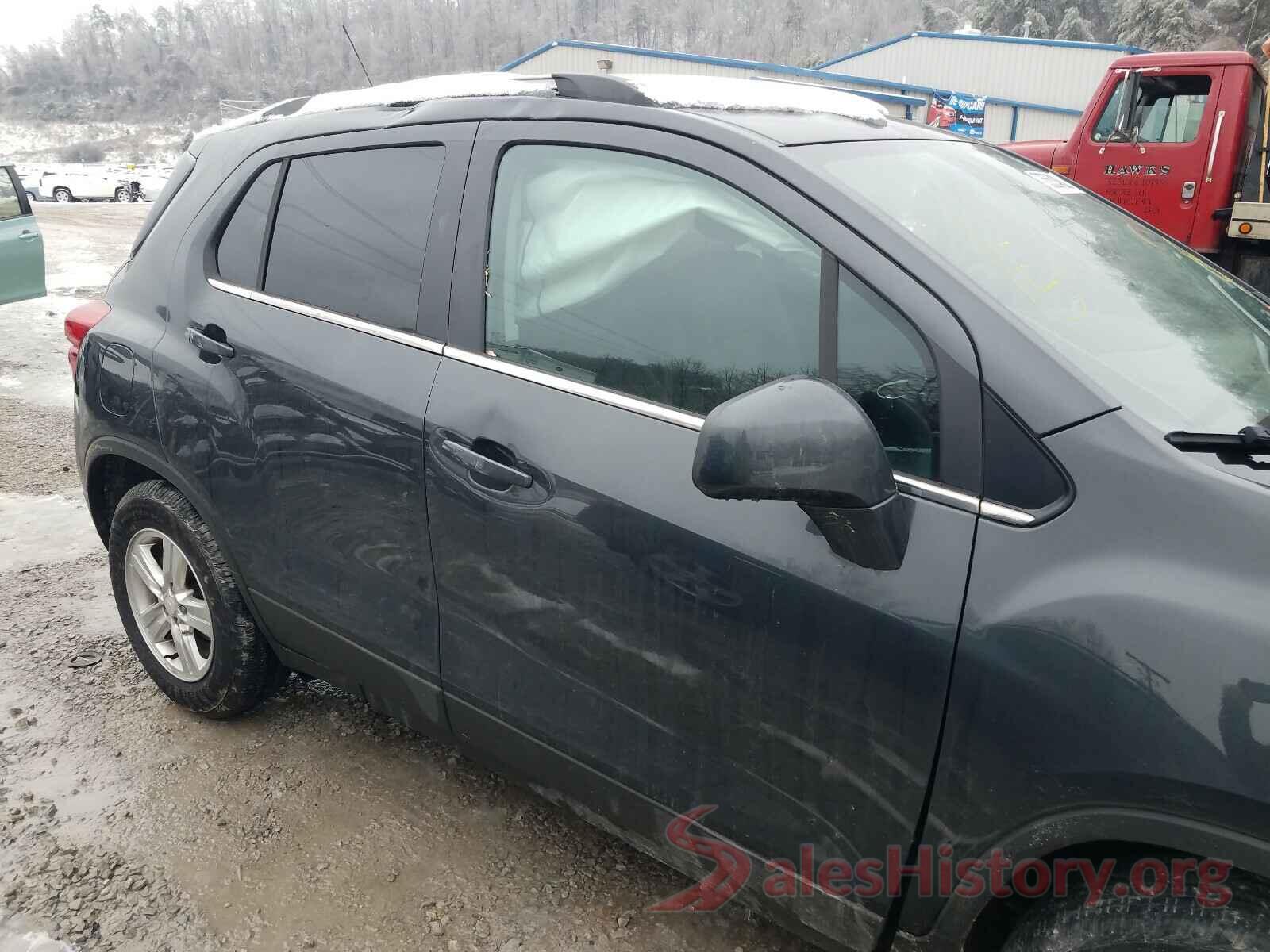 3GNCJPSBXJL365718 2018 CHEVROLET TRAX