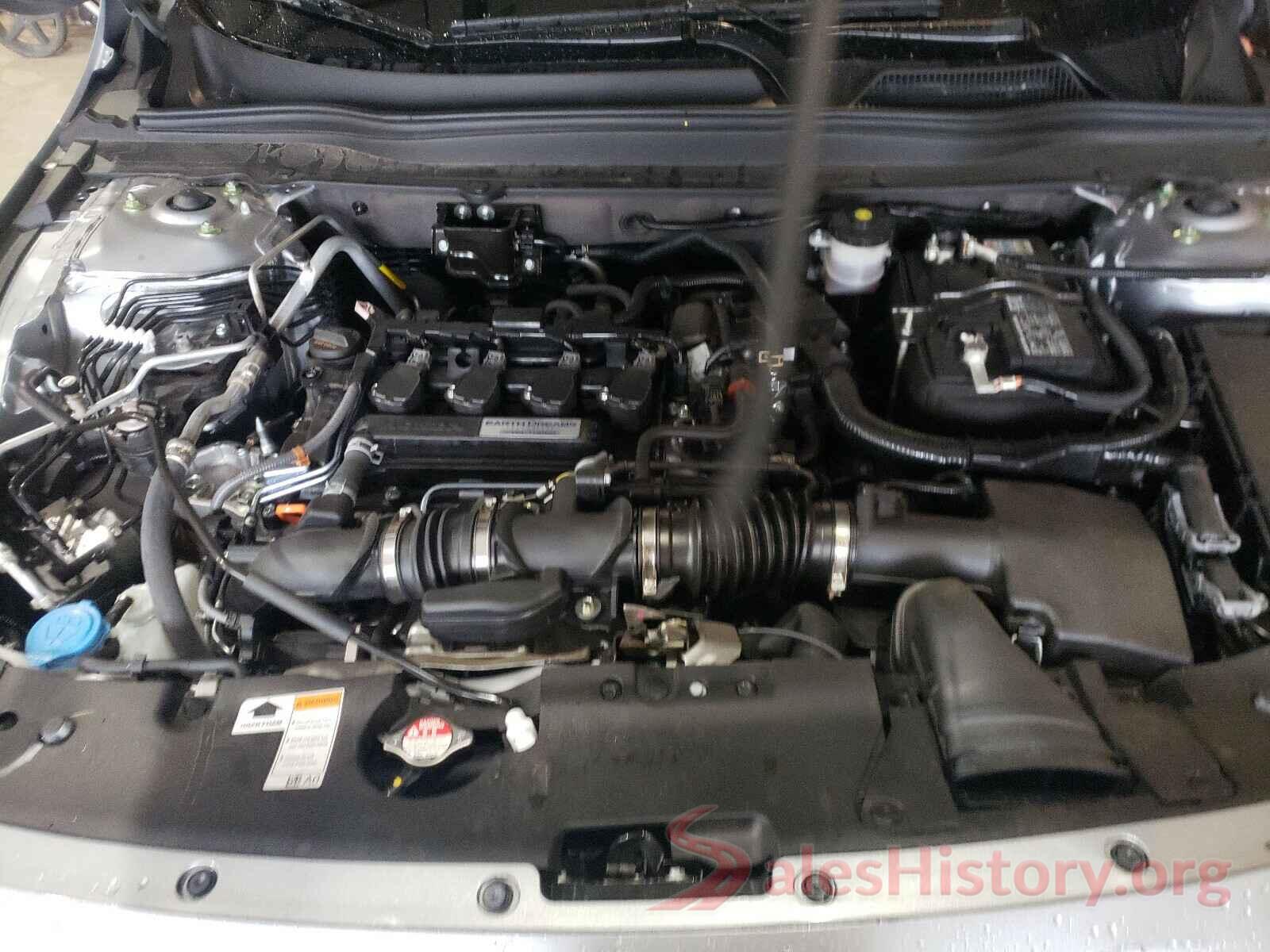 1HGCV1F12JA166893 2018 HONDA ACCORD