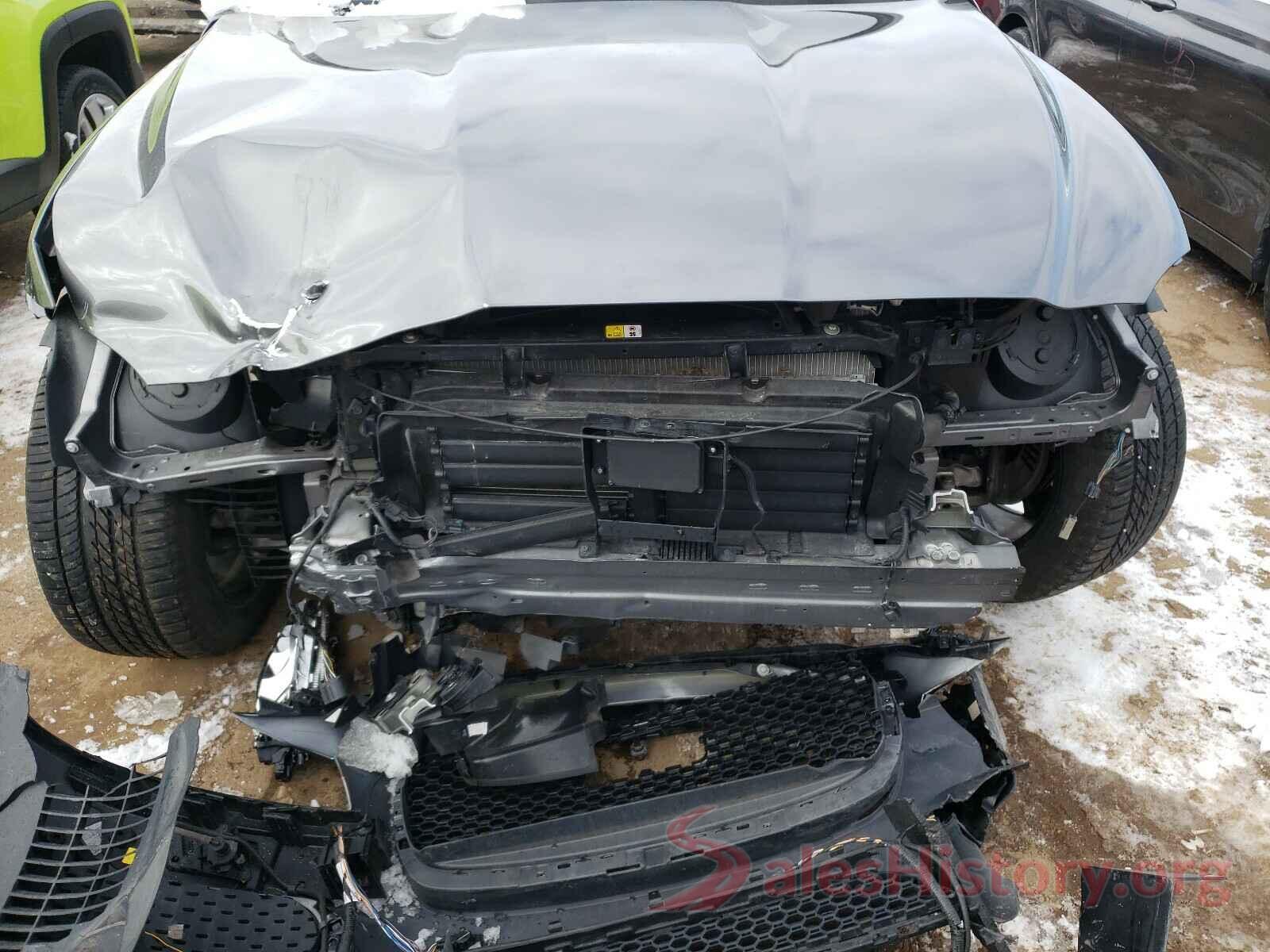 SADCL2BV9HA498282 2017 JAGUAR F-PACE