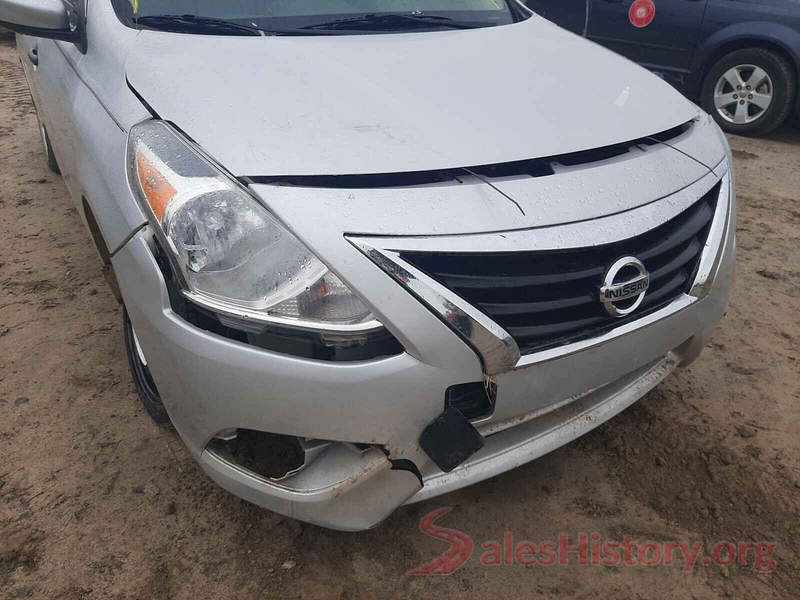 3N1CN7AP0KL833566 2019 NISSAN VERSA