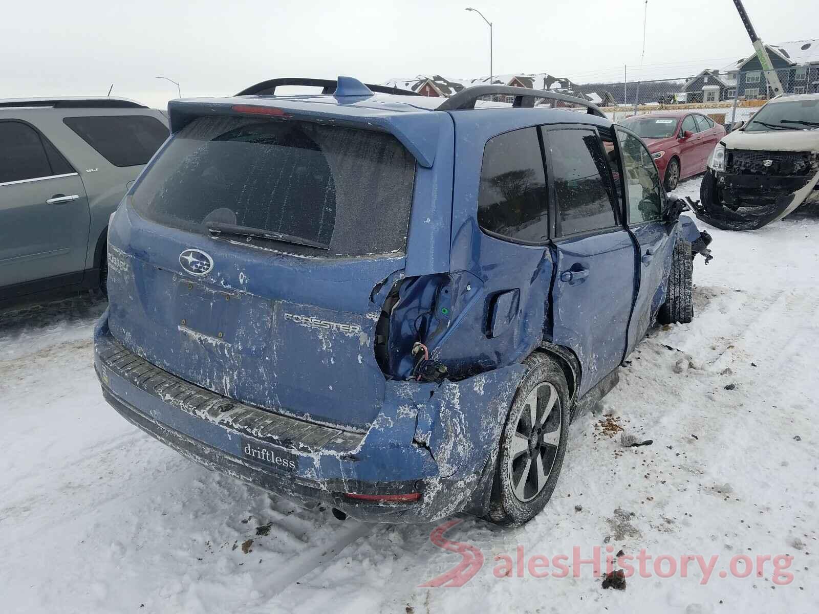 JF2SJAGC5JH486966 2018 SUBARU FORESTER