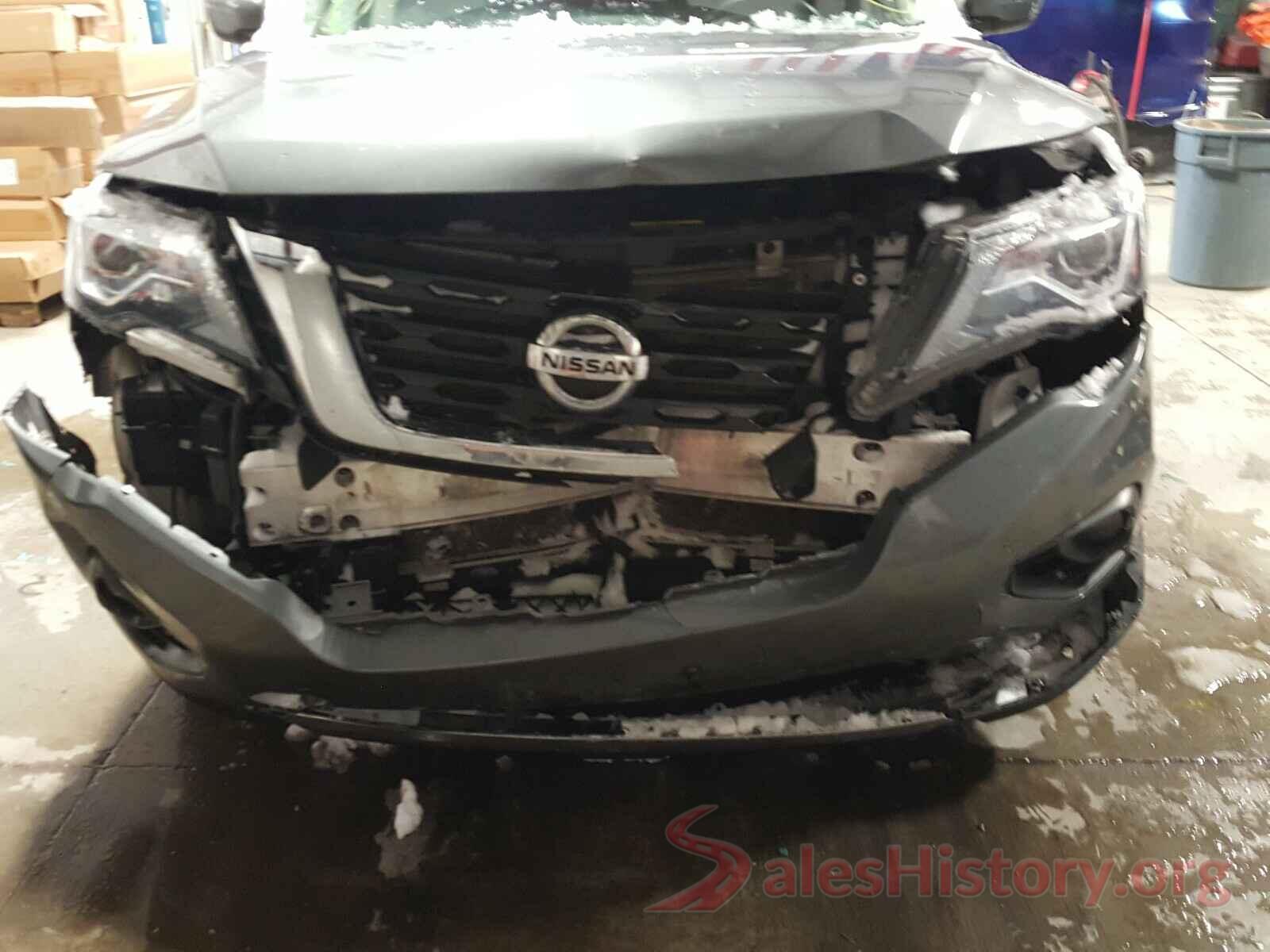 5N1DR2MM2JC633143 2018 NISSAN PATHFINDER