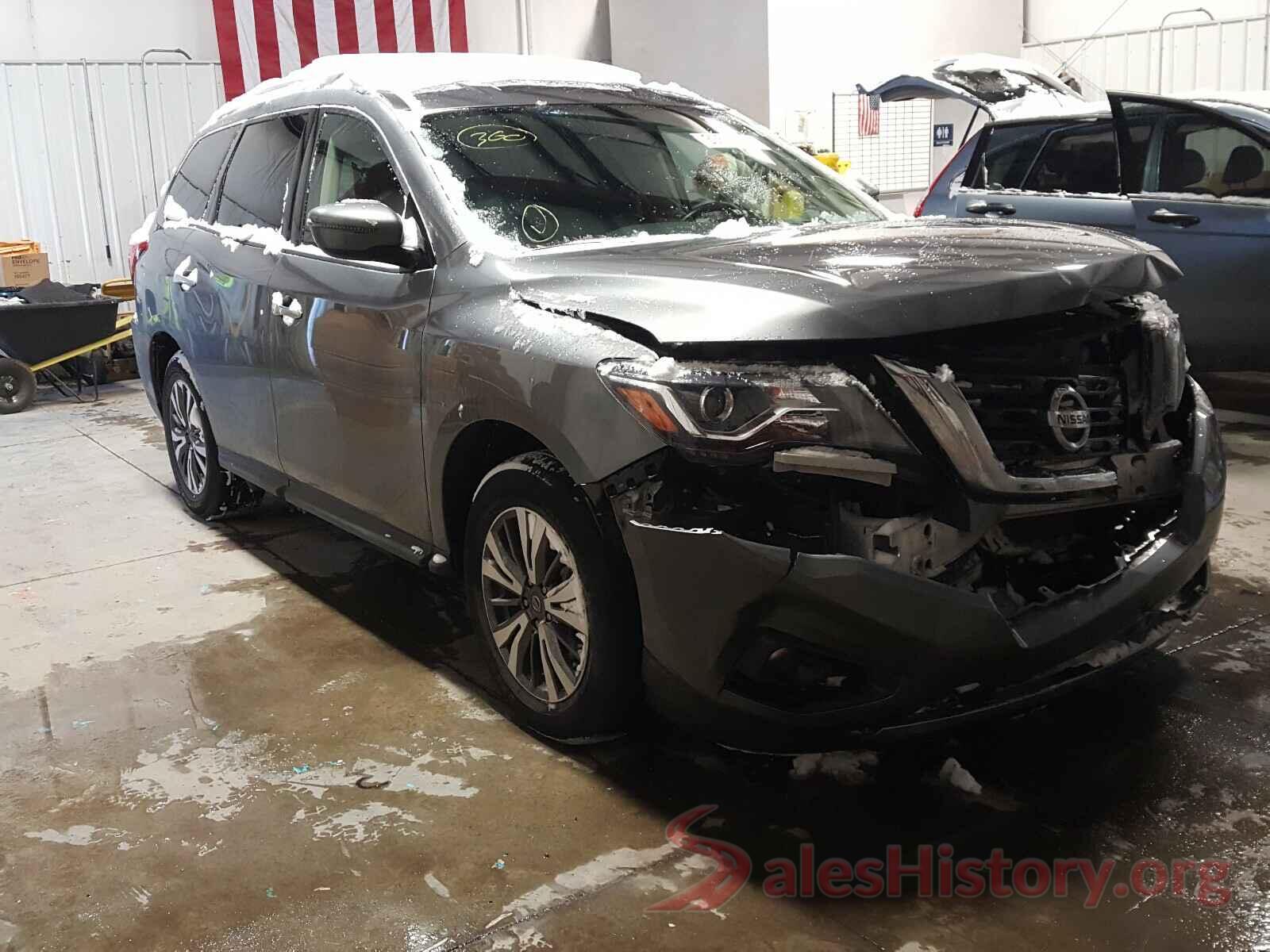 5N1DR2MM2JC633143 2018 NISSAN PATHFINDER