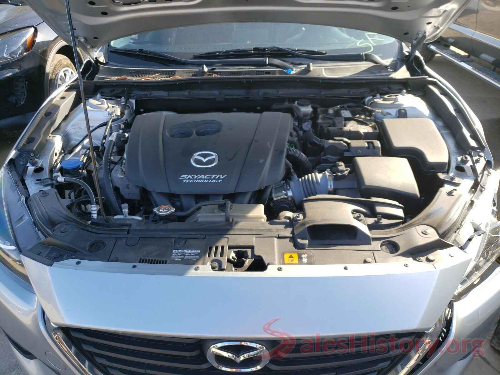 3MZBN1V3XJM181722 2018 MAZDA 3