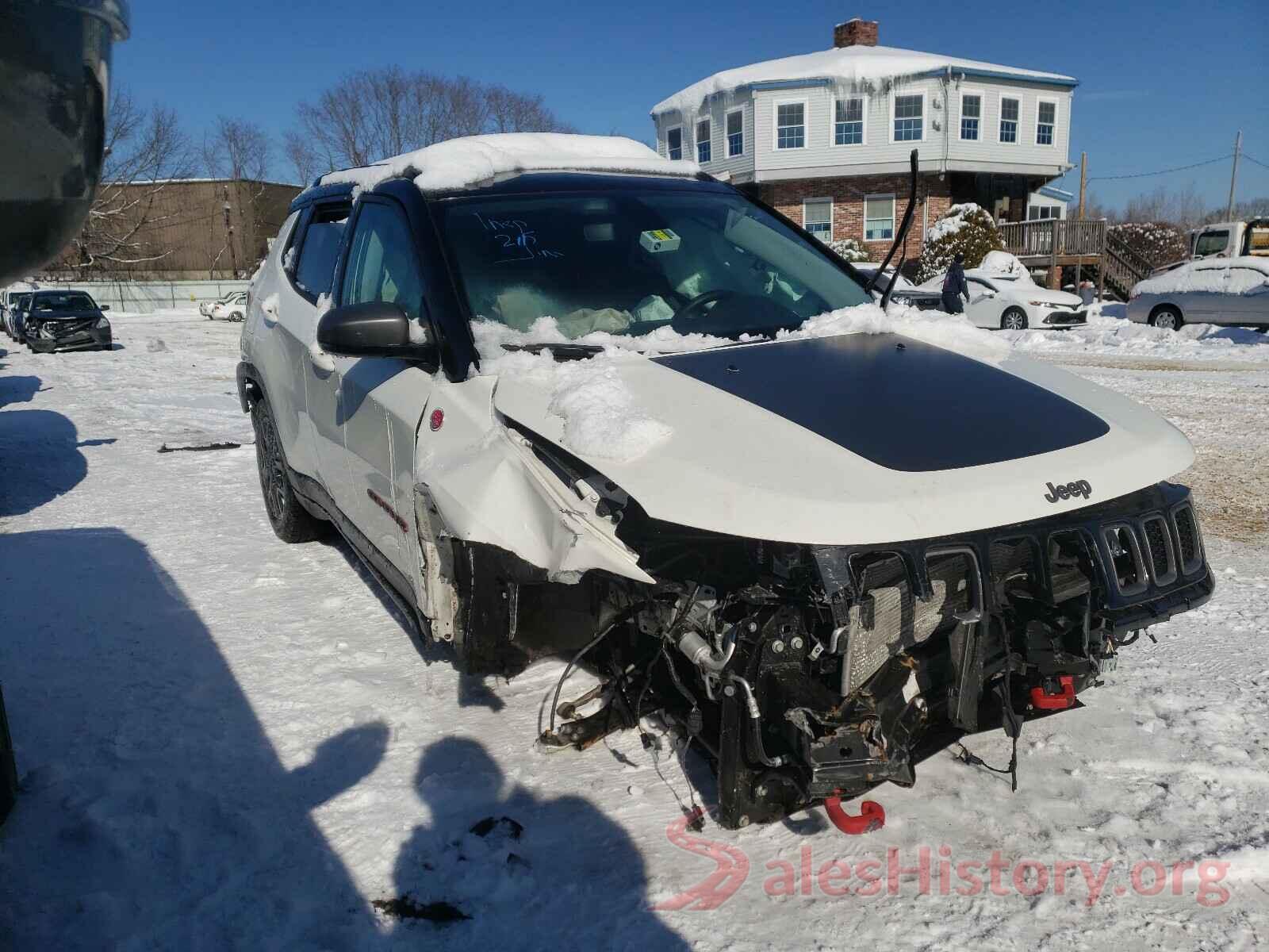 3C4NJDDB7KT752547 2019 JEEP COMPASS