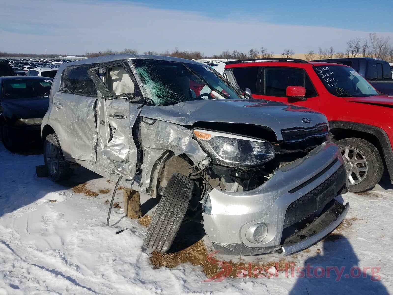 KNDJP3A55J7611436 2018 KIA SOUL