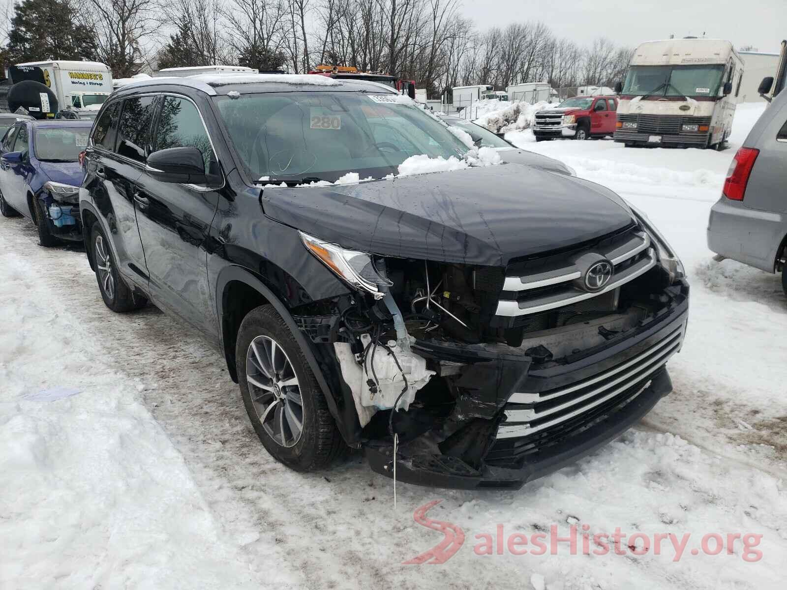 5TDJZRFHXJS817566 2018 TOYOTA HIGHLANDER