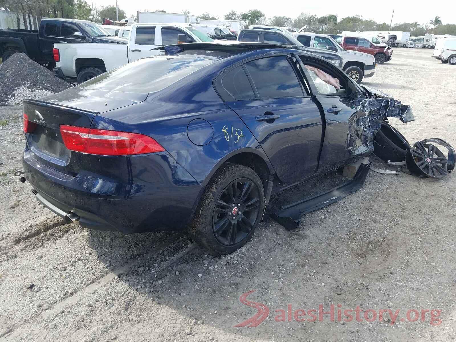 SAJAF4FX5JCP34732 2018 JAGUAR XE