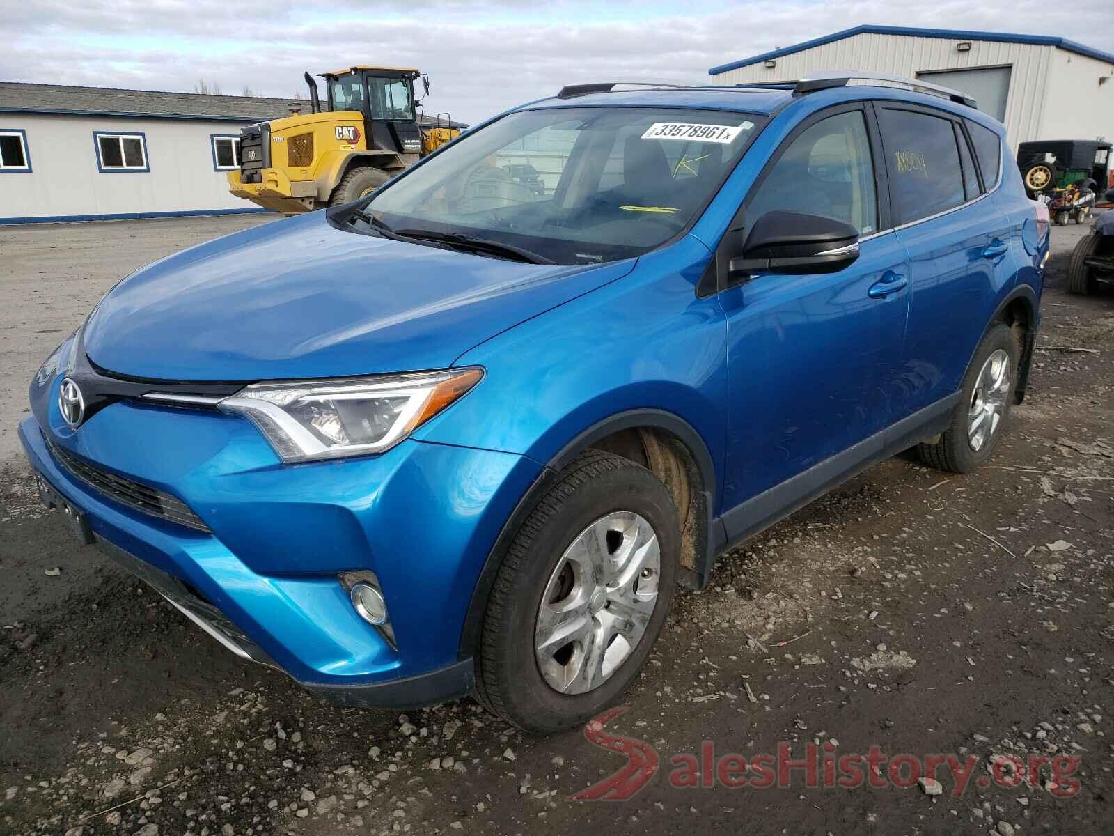 JTMRFREV7GJ101202 2016 TOYOTA RAV4