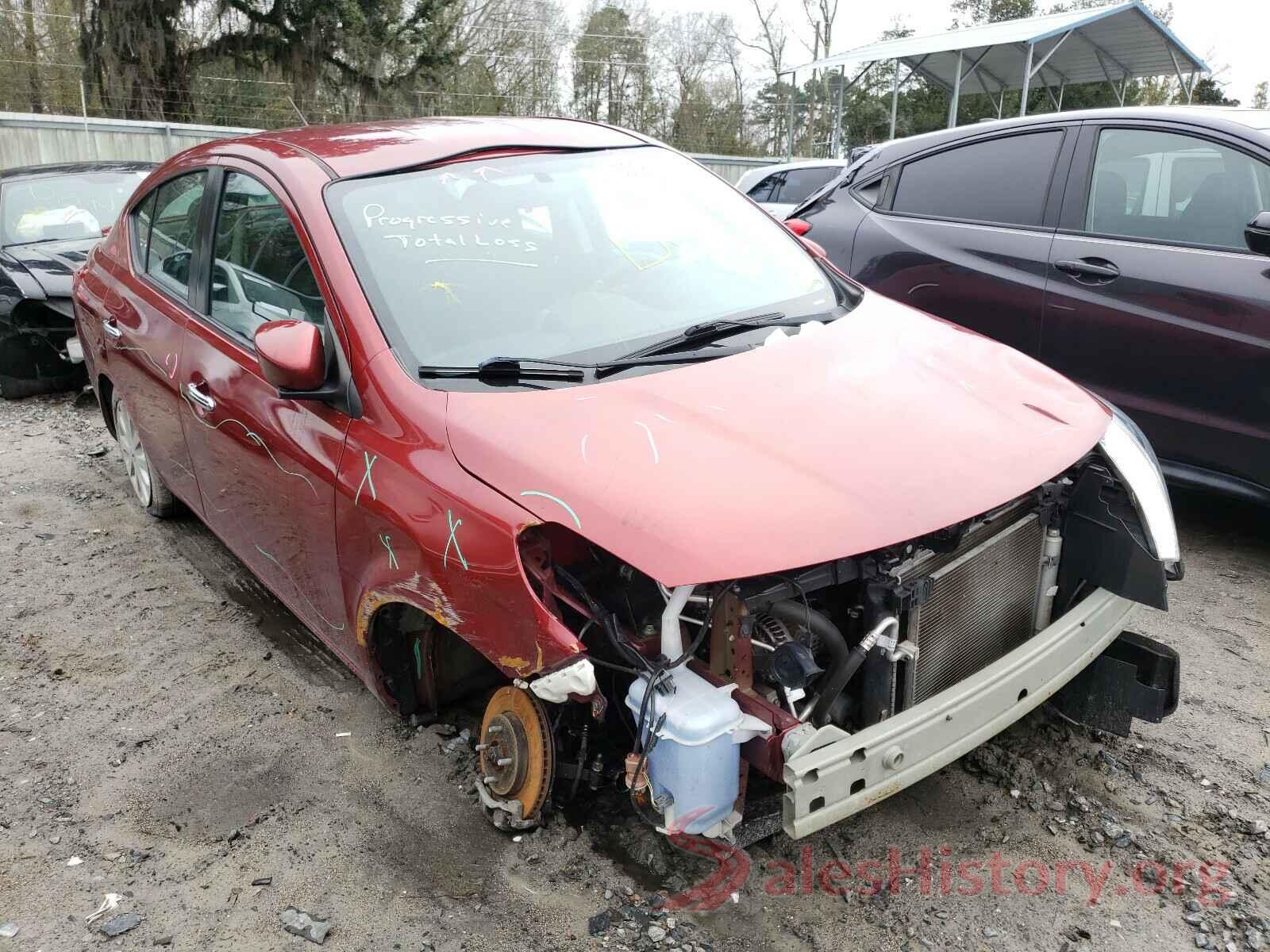 3N1CN7AP5JL883264 2018 NISSAN VERSA