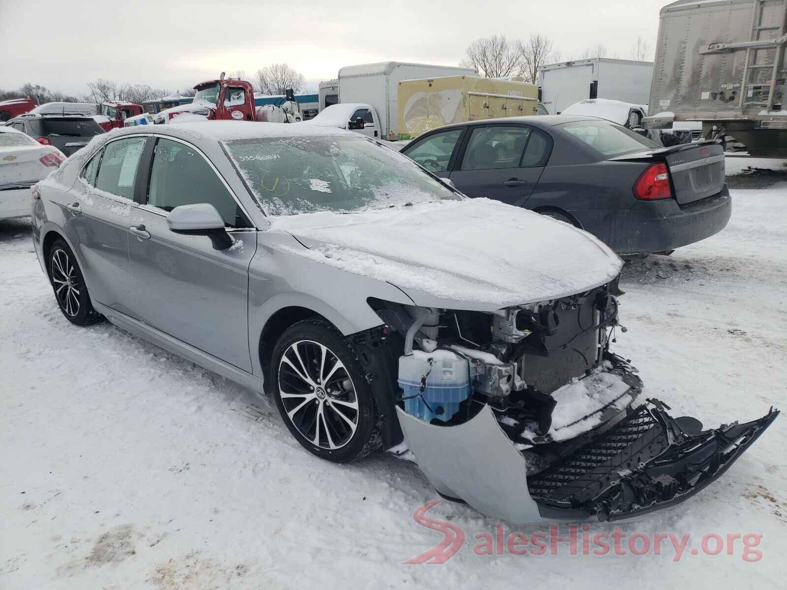 4T1B11HK0KU264957 2019 TOYOTA CAMRY