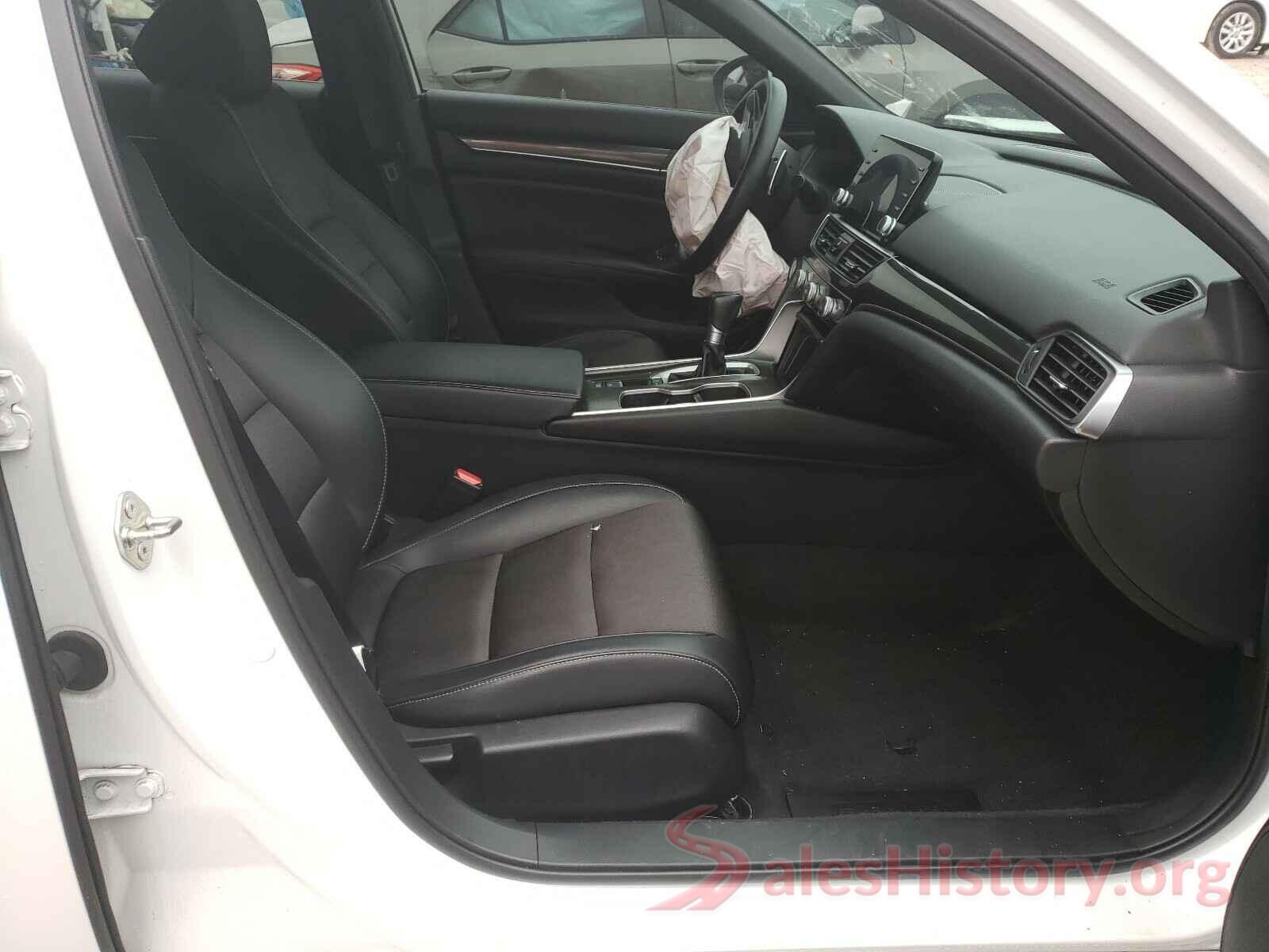 1HGCV1F37JA121580 2018 HONDA ACCORD