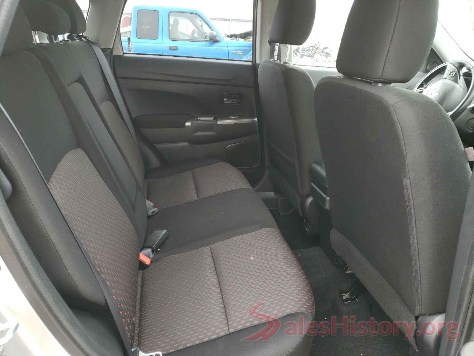 JA4AP4AU1KU014150 2019 MITSUBISHI OUTLANDER