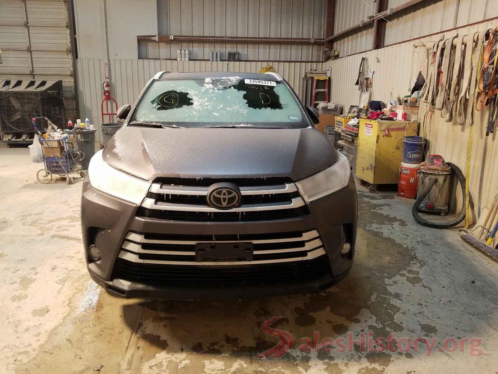 5TDJZRFH3JS807221 2018 TOYOTA HIGHLANDER