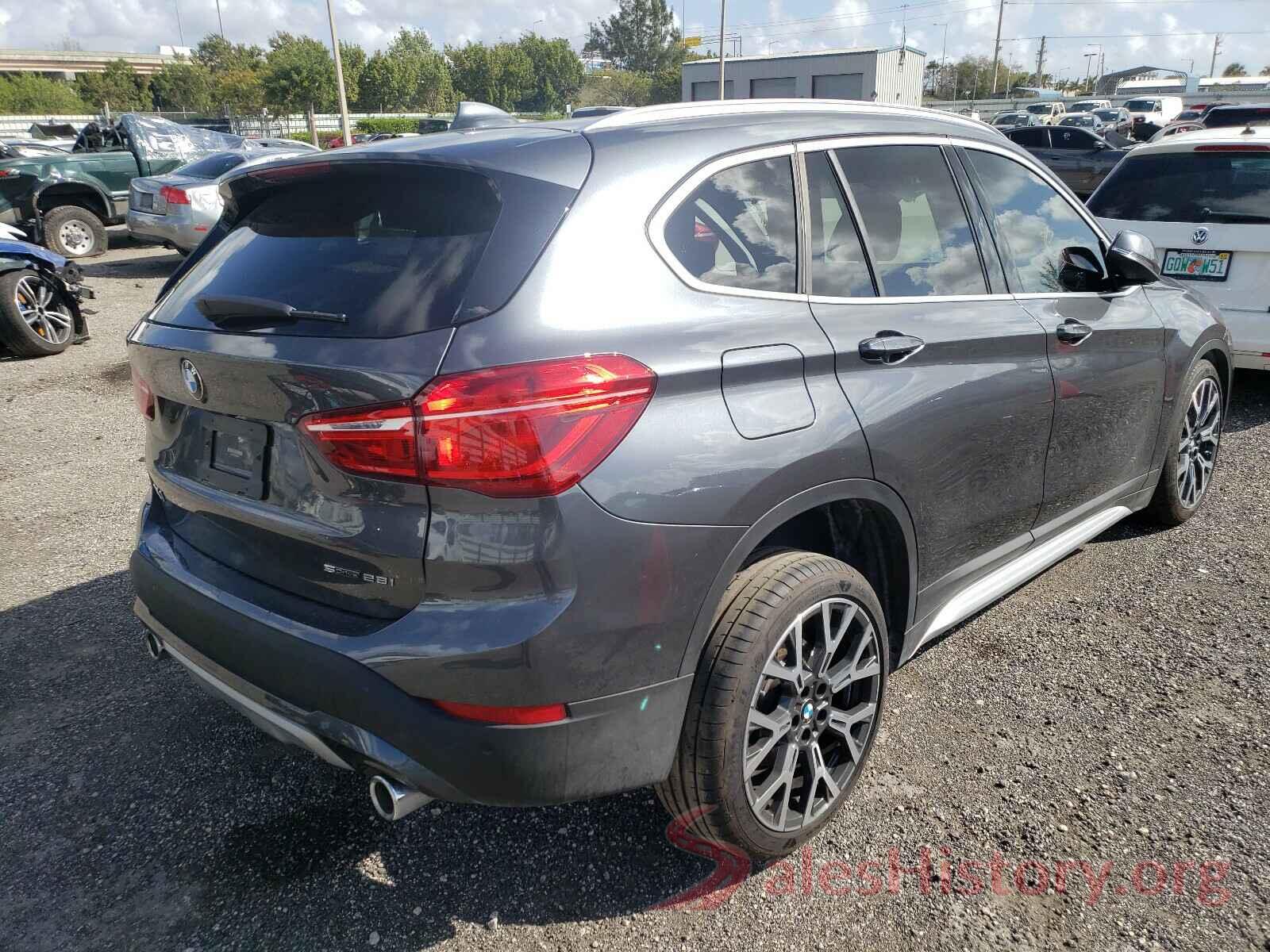 WBXJG7C07M5S08876 2021 BMW X1