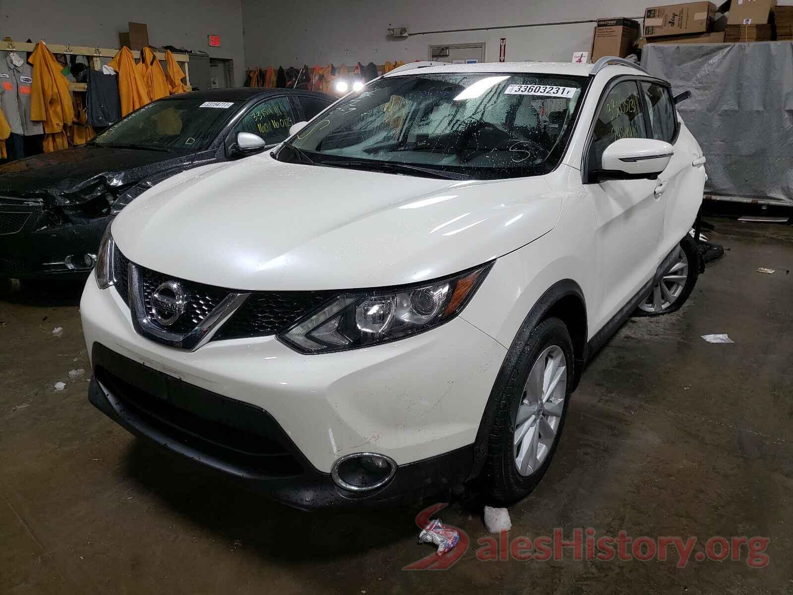 JN1BJ1CR4HW104864 2017 NISSAN ROGUE