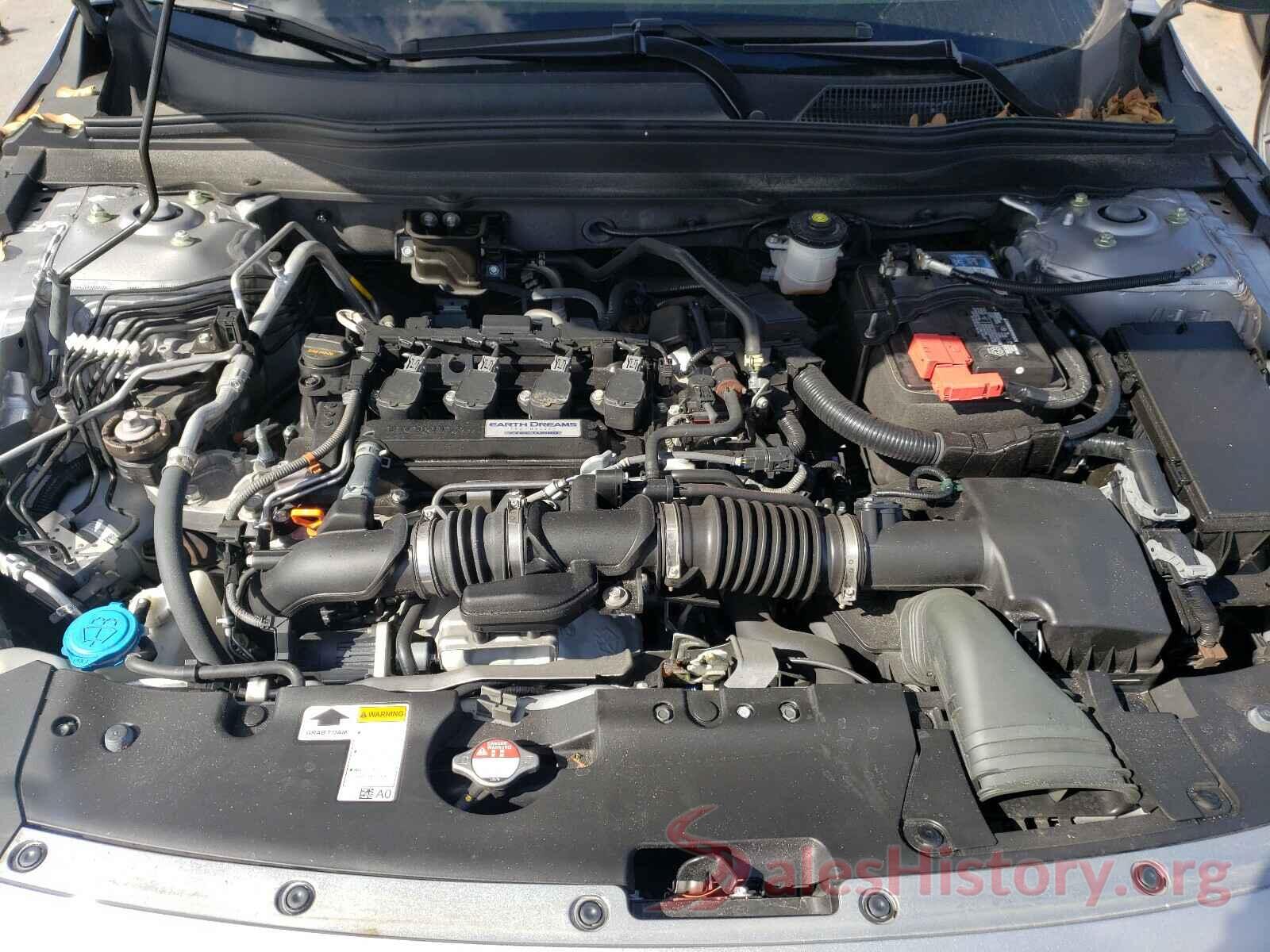 1HGCV1F31JA211890 2018 HONDA ACCORD