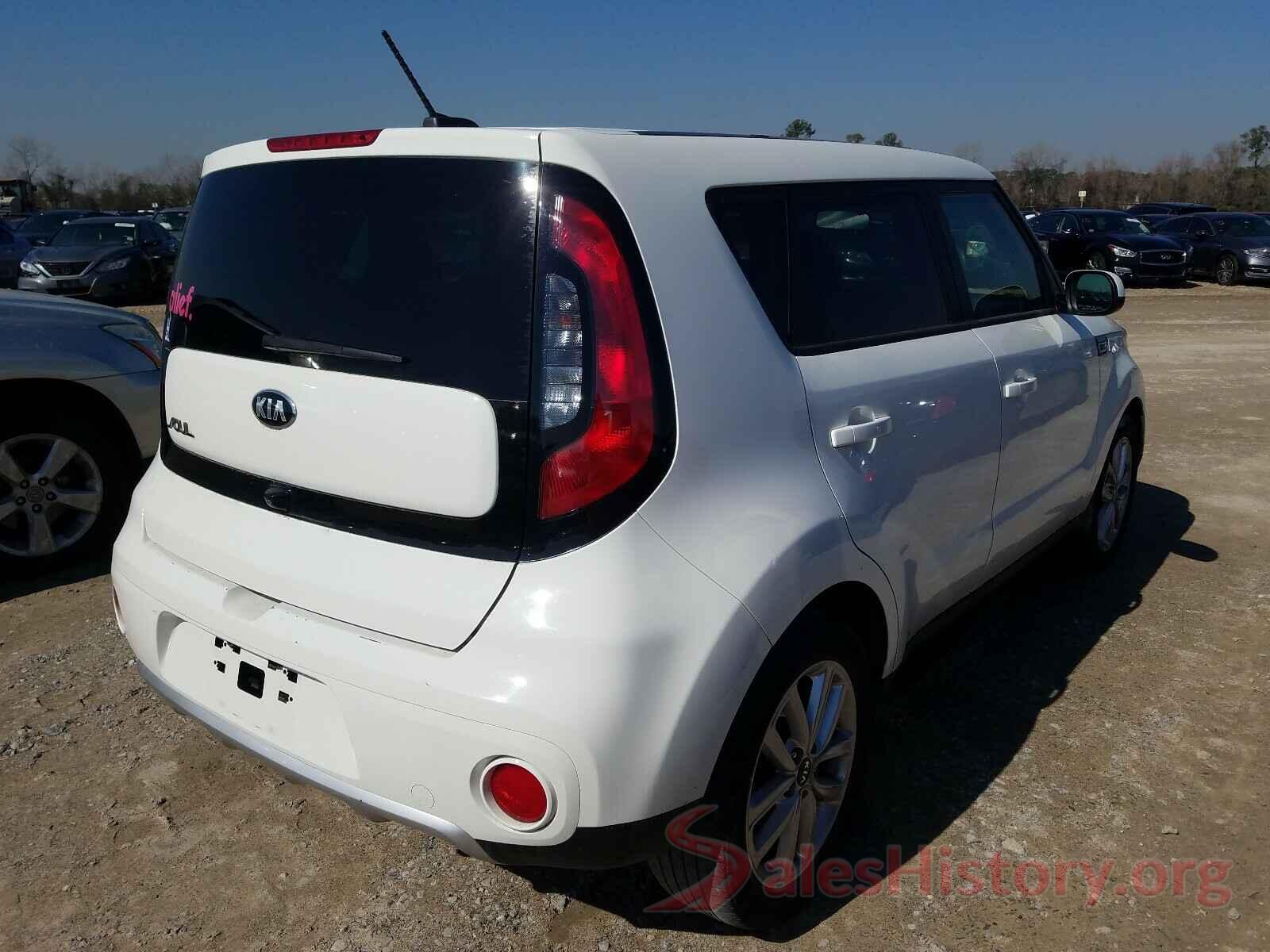 KNDJP3A50J7559889 2018 KIA SOUL