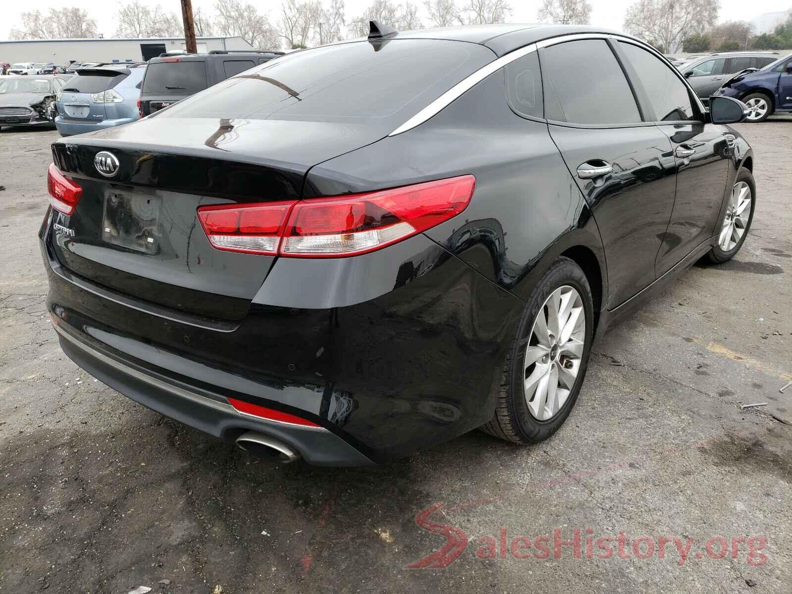 5XXGT4L35JG255598 2018 KIA OPTIMA