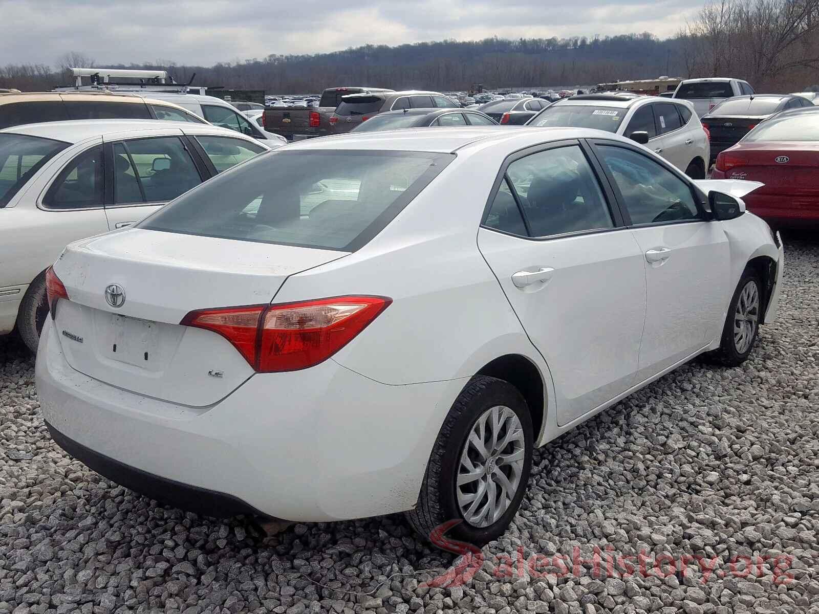 2T1BURHE5JC054239 2018 TOYOTA COROLLA