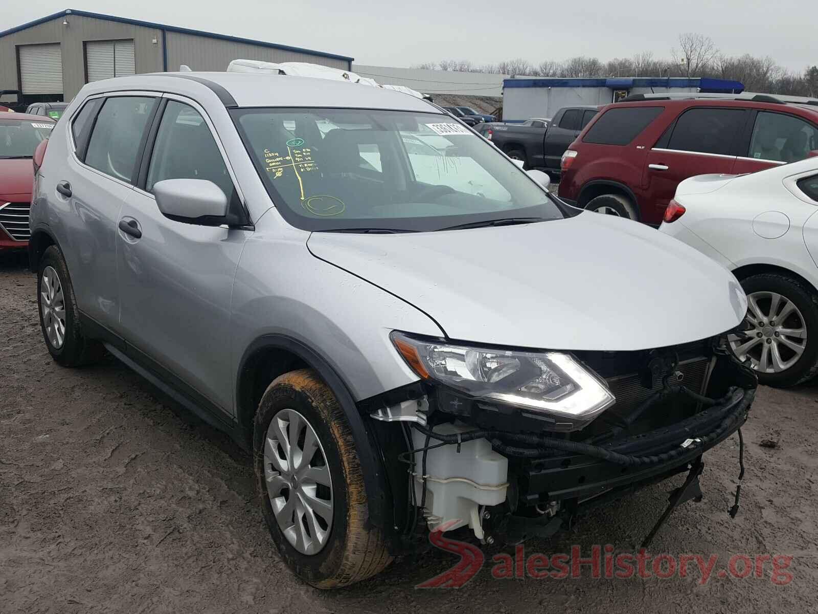 KNMAT2MT5JP565509 2018 NISSAN ROGUE