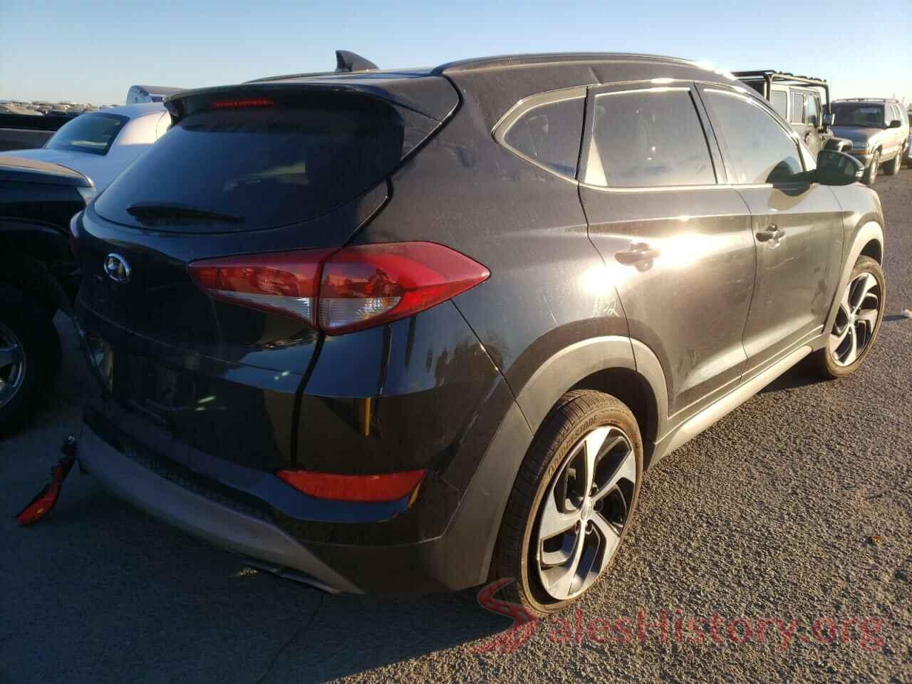 KM8J33A28JU771339 2018 HYUNDAI TUCSON