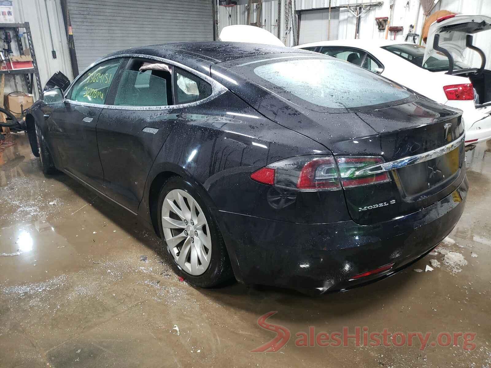 5YJSA1E27JF276720 2018 TESLA MODEL S