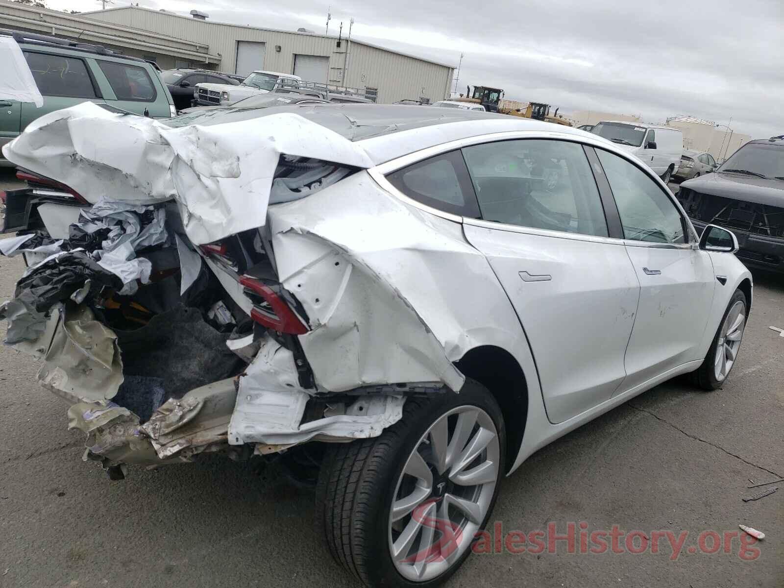 5YJ3E1EA7JF051195 2018 TESLA MODEL 3