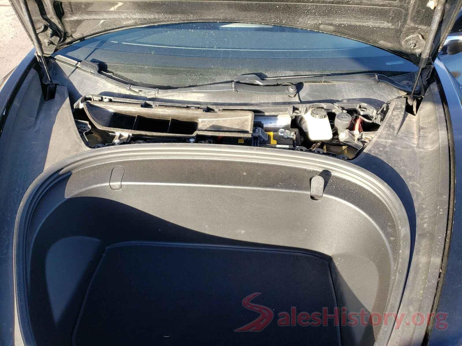 5YJ3E1EB2JF086705 2018 TESLA MODEL 3