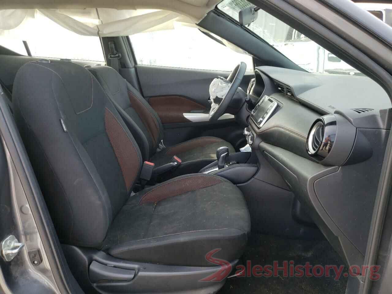 3N1CP5CU6KL562949 2019 NISSAN KICKS