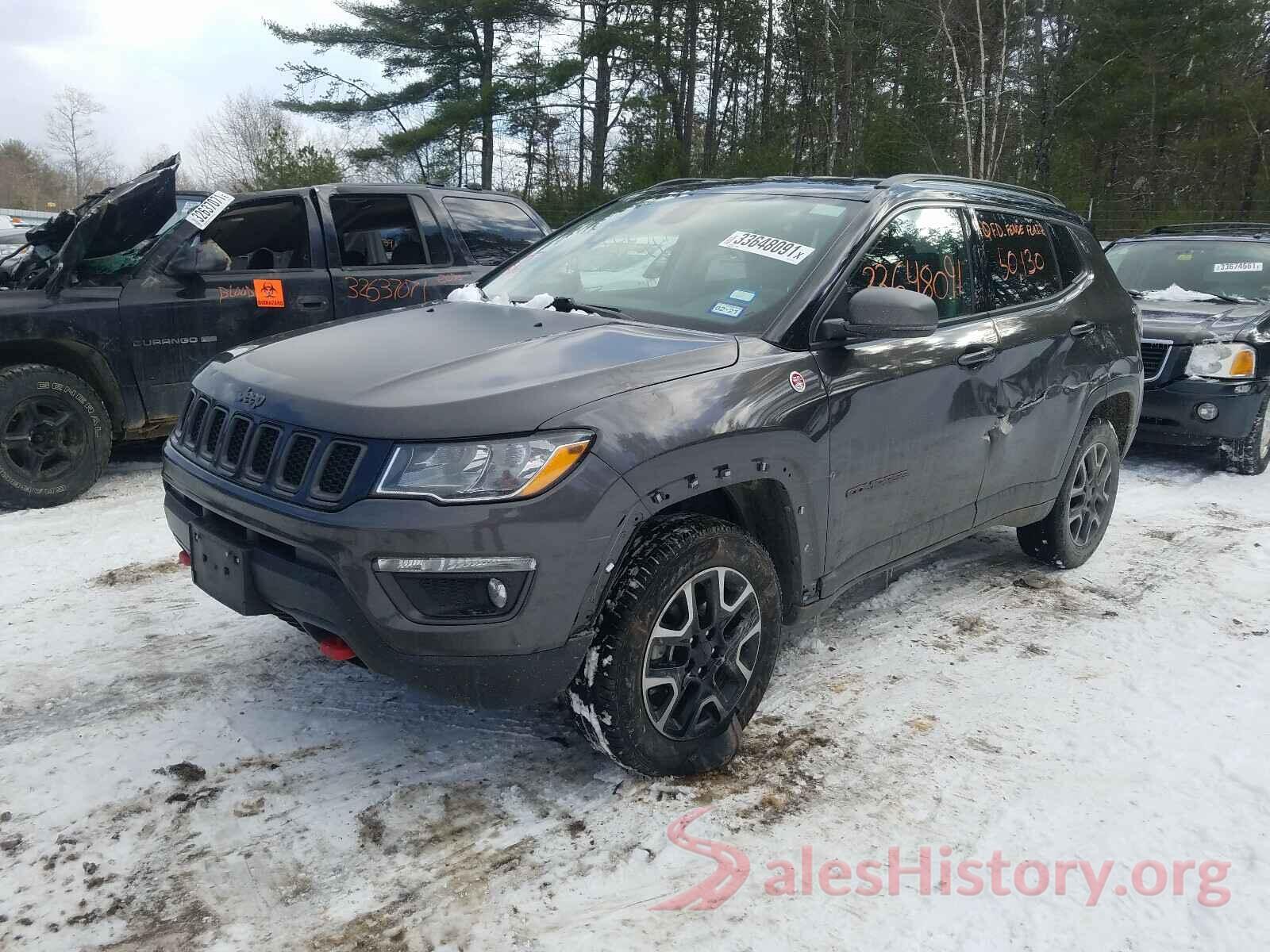 3C4NJDDB2KT728513 2019 JEEP COMPASS