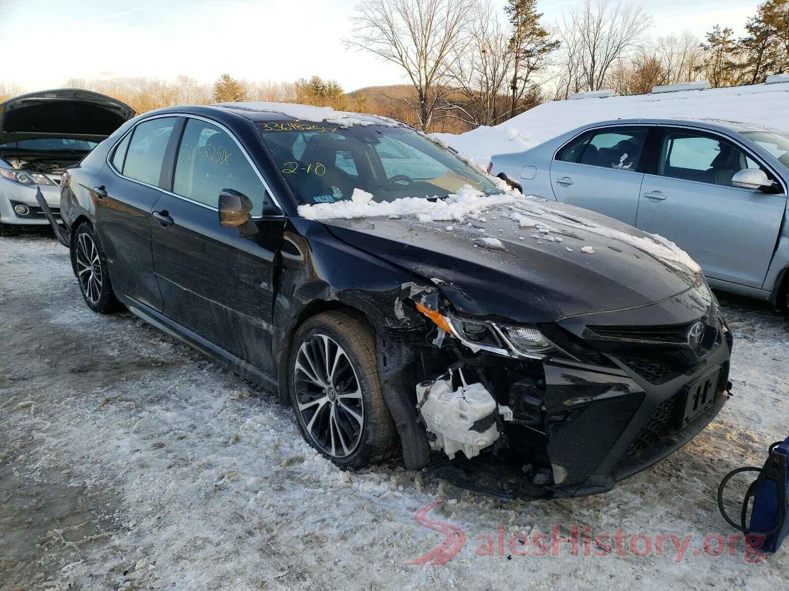 4T1B11HK8JU535911 2018 TOYOTA CAMRY