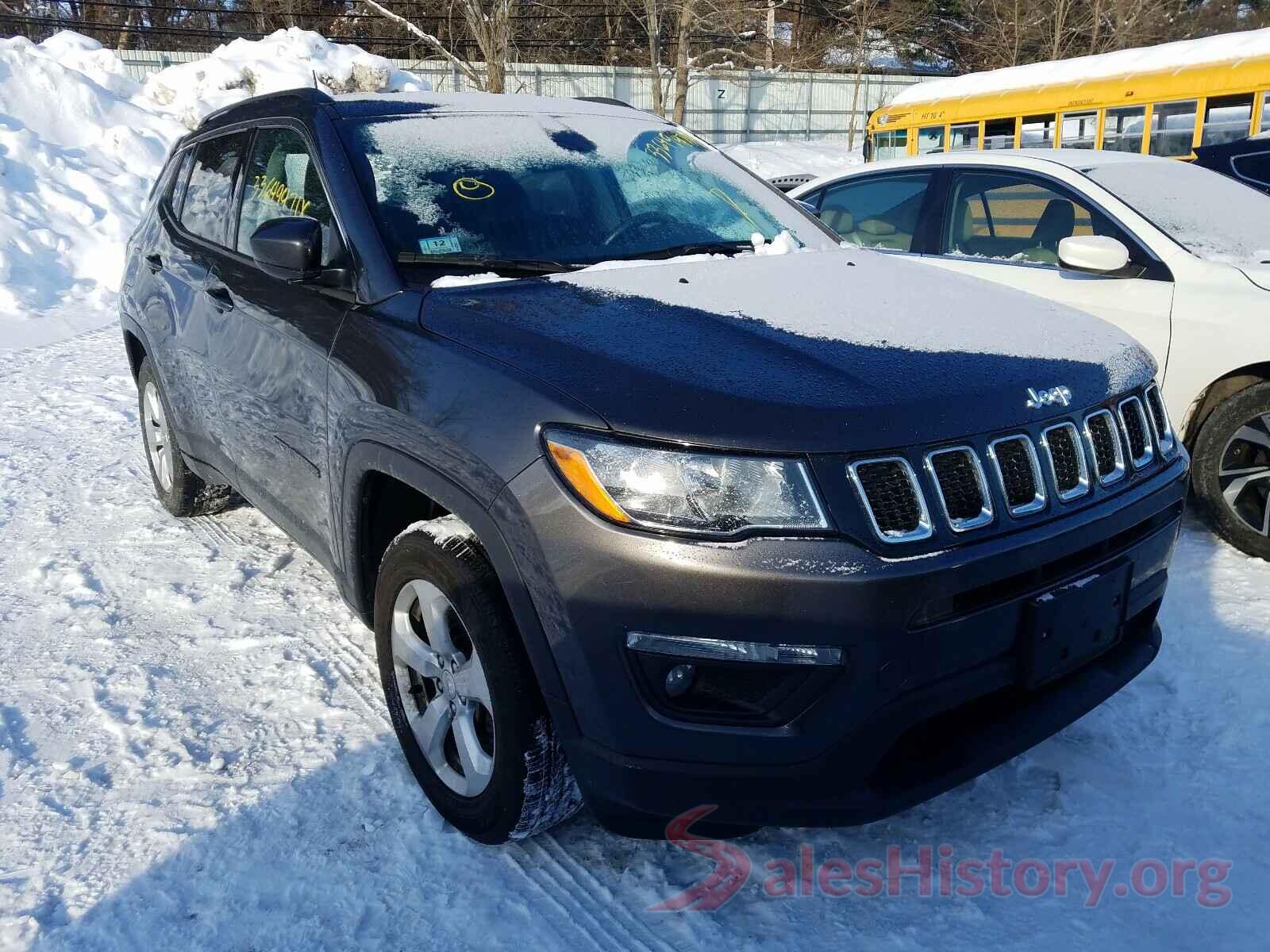 3C4NJDBB5JT117179 2018 JEEP COMPASS