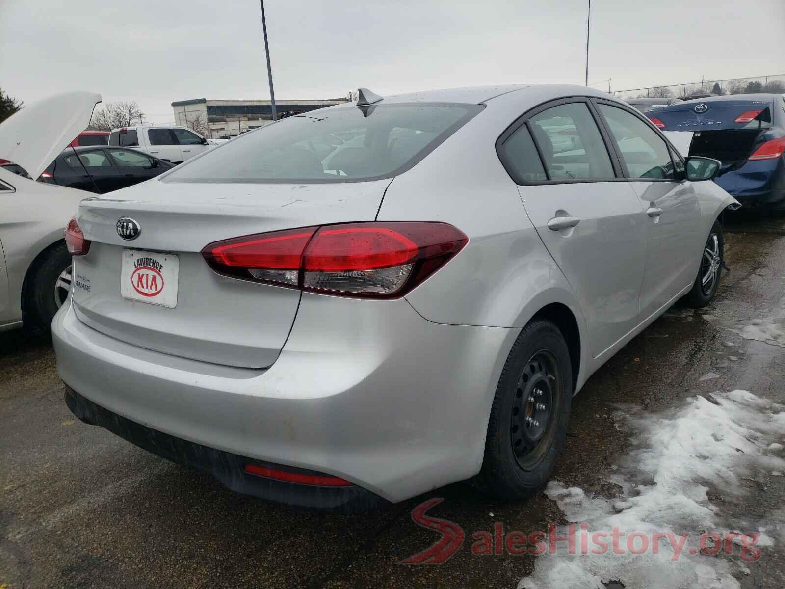 3KPFK4A75JE276917 2018 KIA FORTE