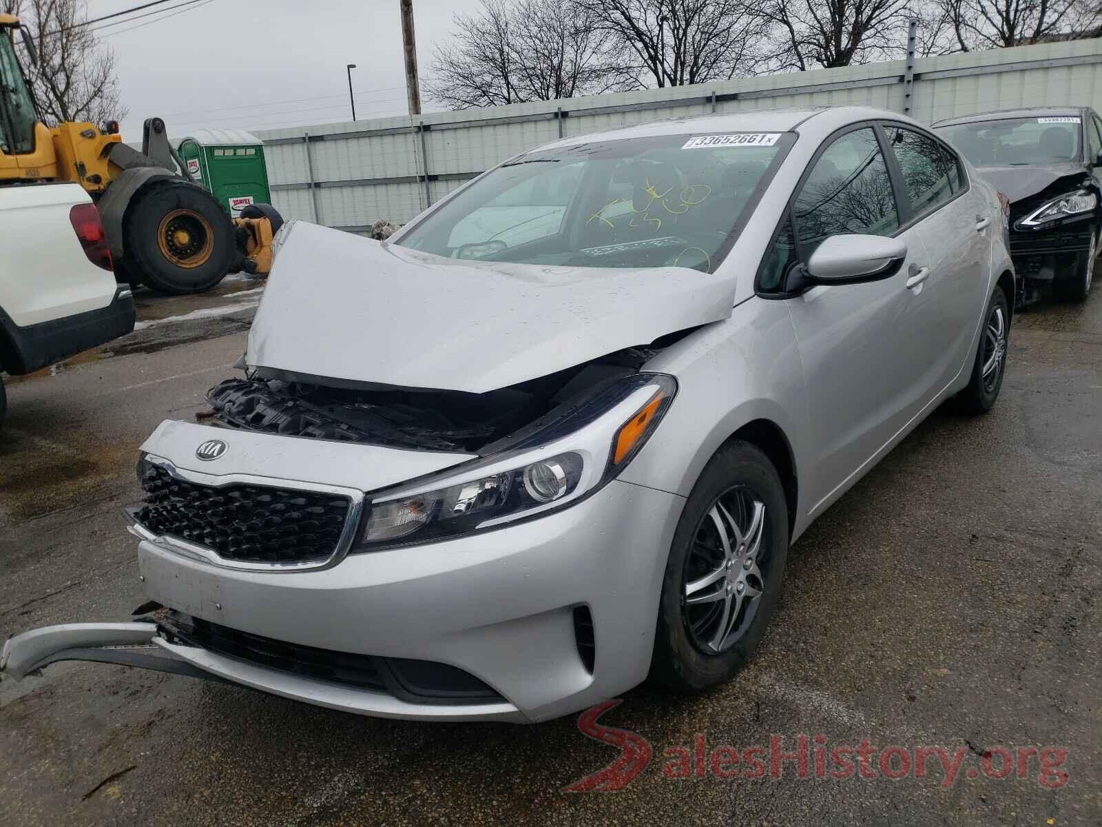 3KPFK4A75JE276917 2018 KIA FORTE