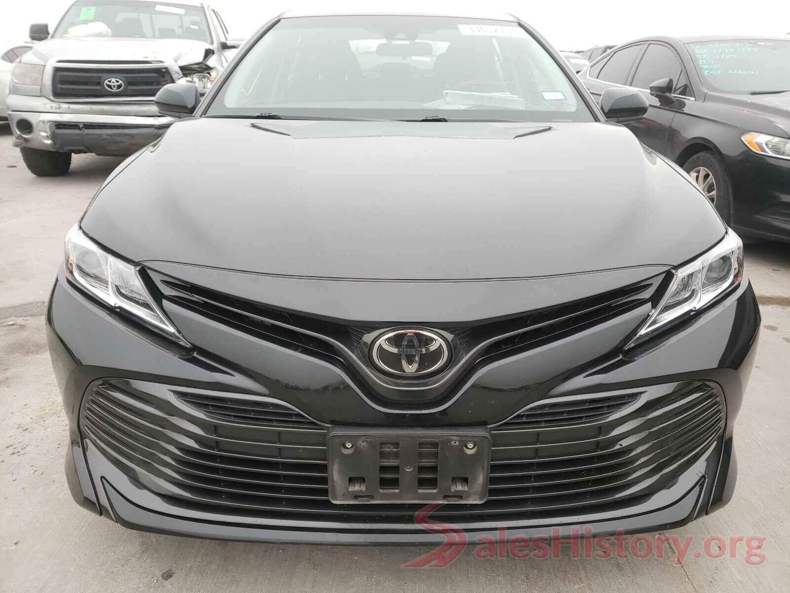 4T1B11HK7JU110339 2018 TOYOTA CAMRY