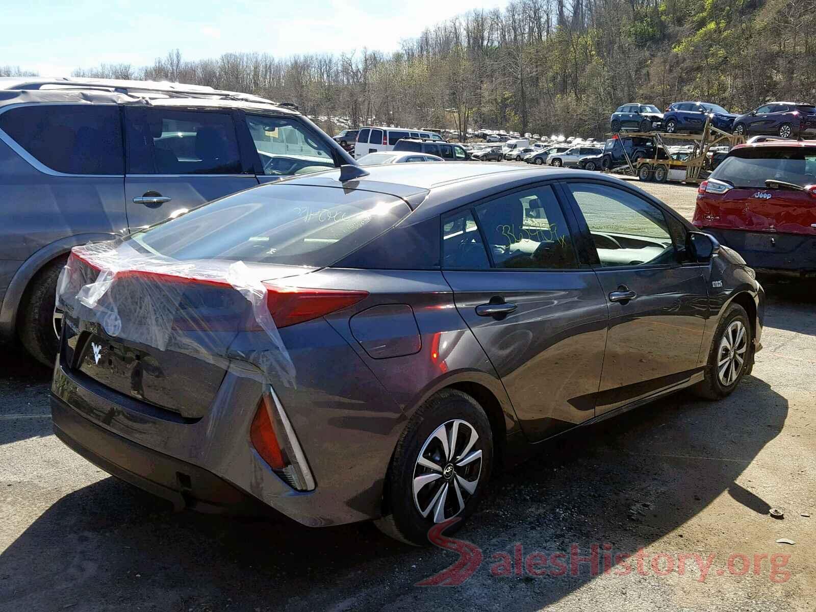 JTDKARFP0J3100548 2018 TOYOTA PRIUS