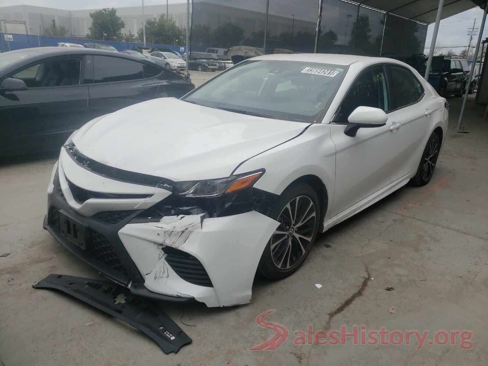 4T1G11AK7LU331796 2020 TOYOTA CAMRY