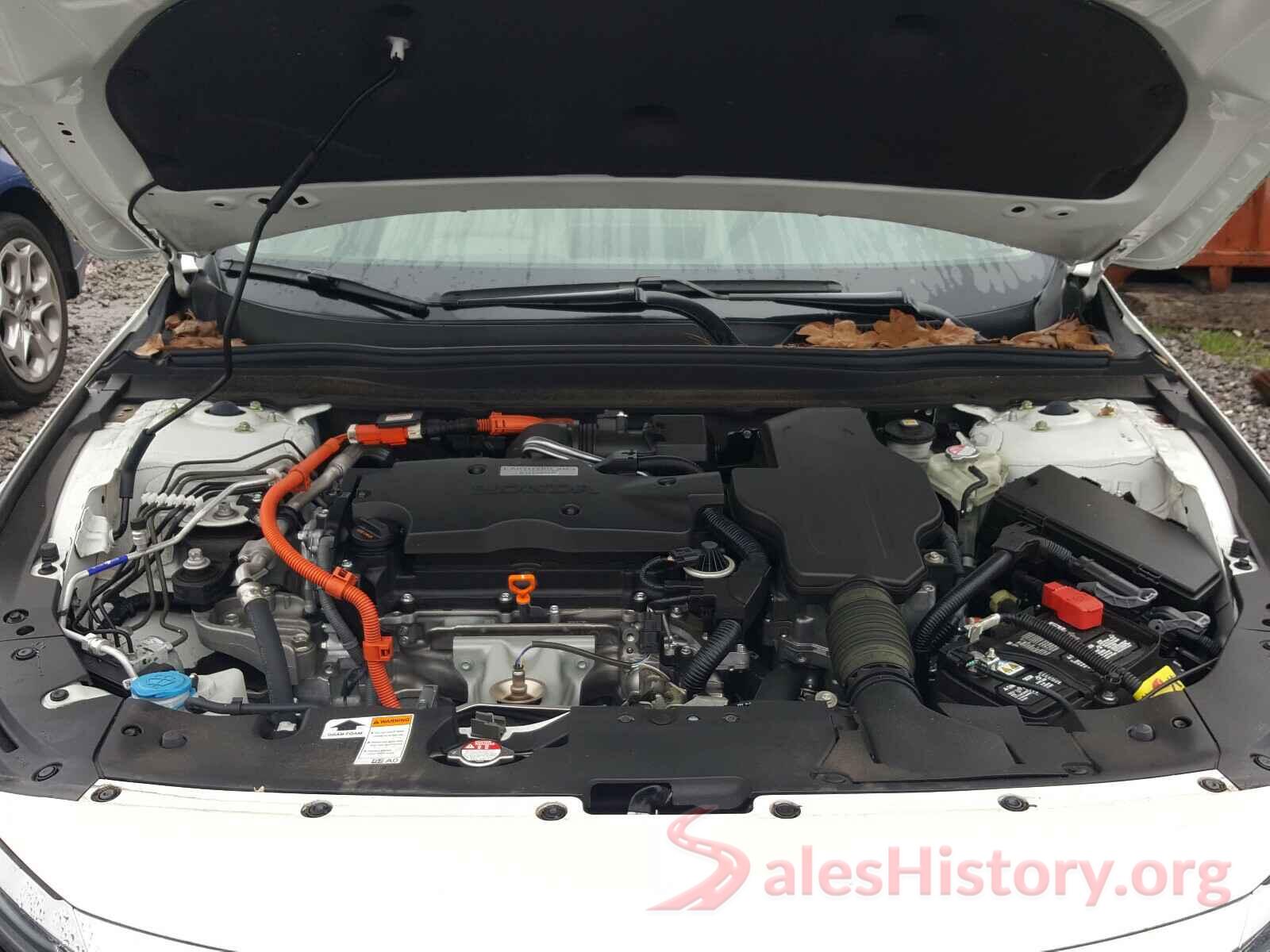 1HGCV3F1XJA010239 2018 HONDA ACCORD