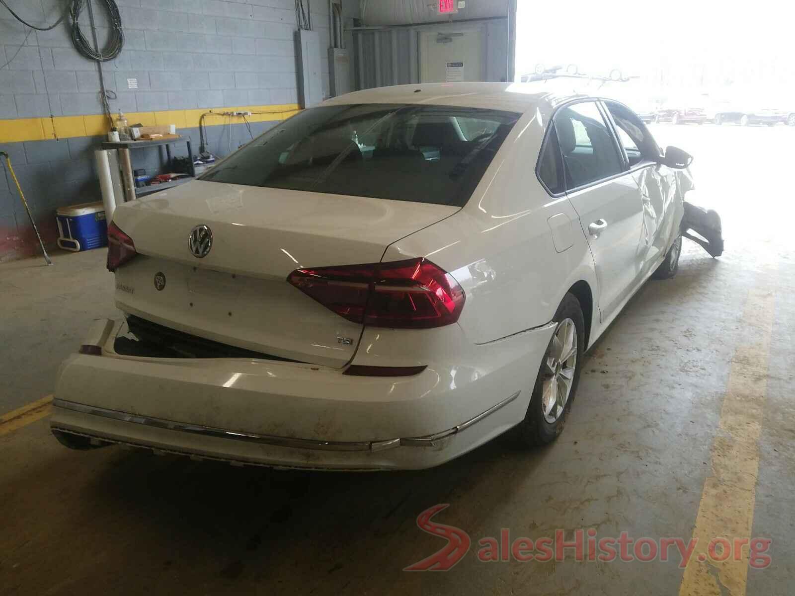 1VWAA7A33JC000297 2018 VOLKSWAGEN PASSAT