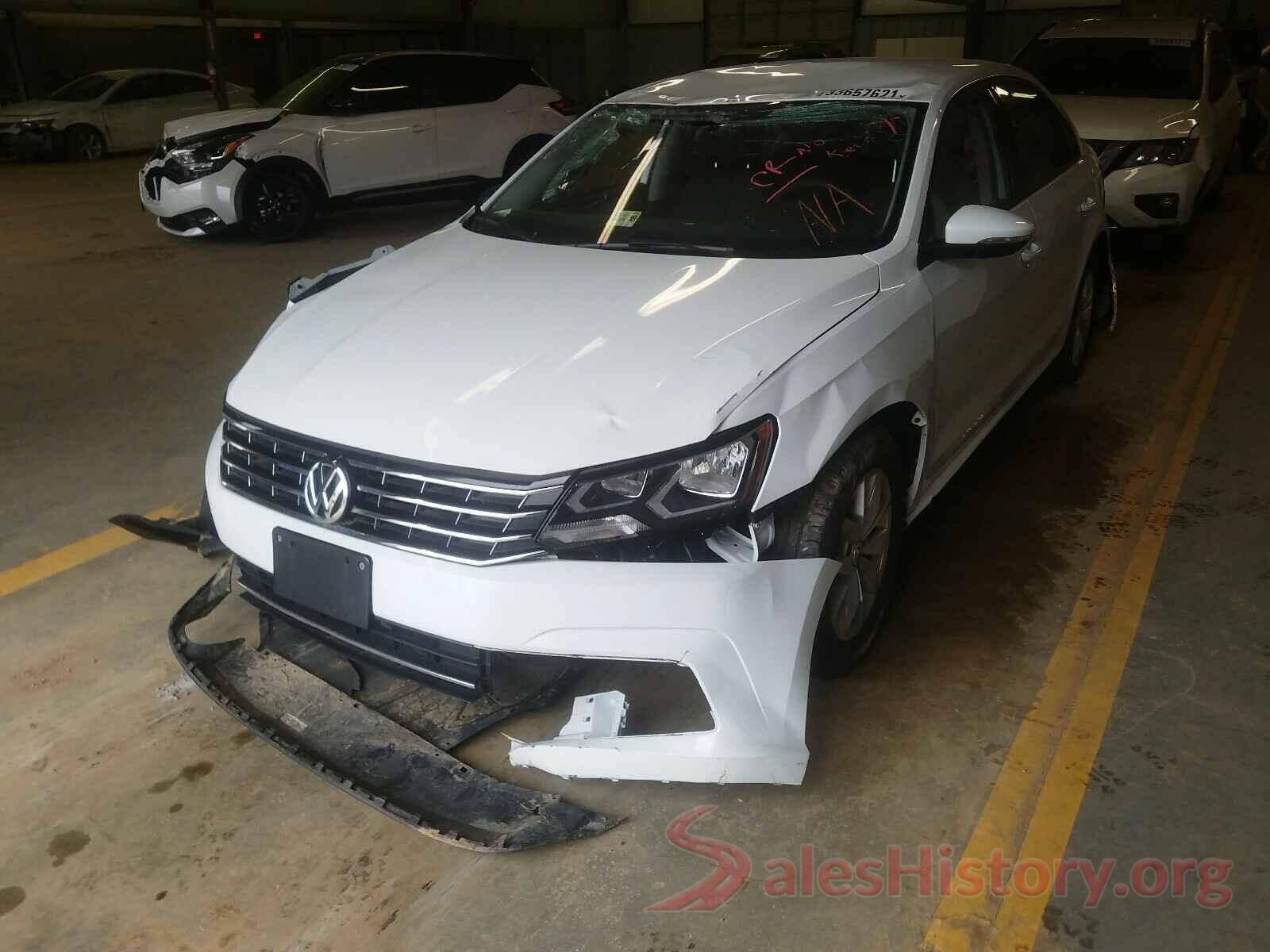 1VWAA7A33JC000297 2018 VOLKSWAGEN PASSAT